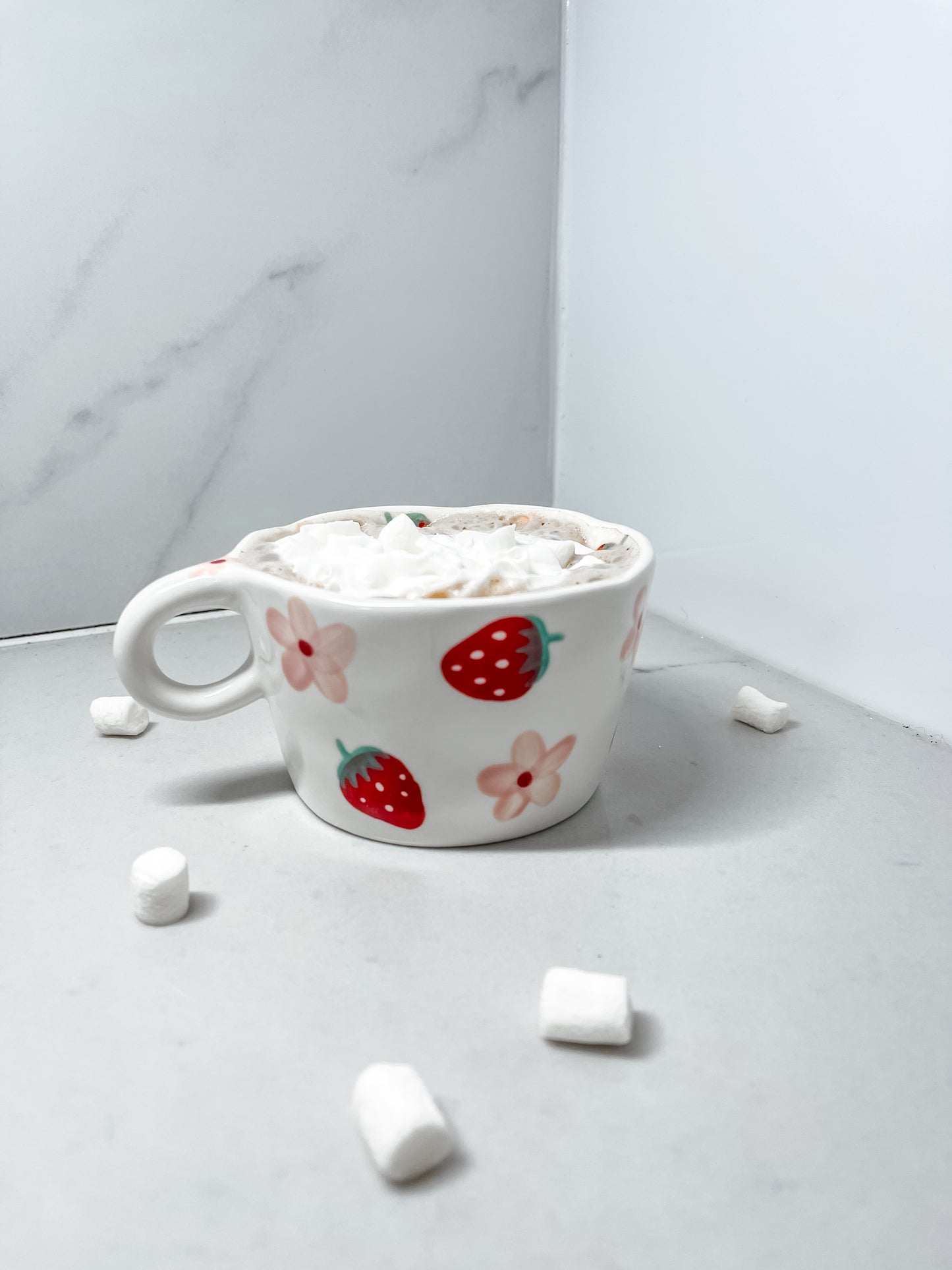 Tasse en céramique | Fraises et fleurs