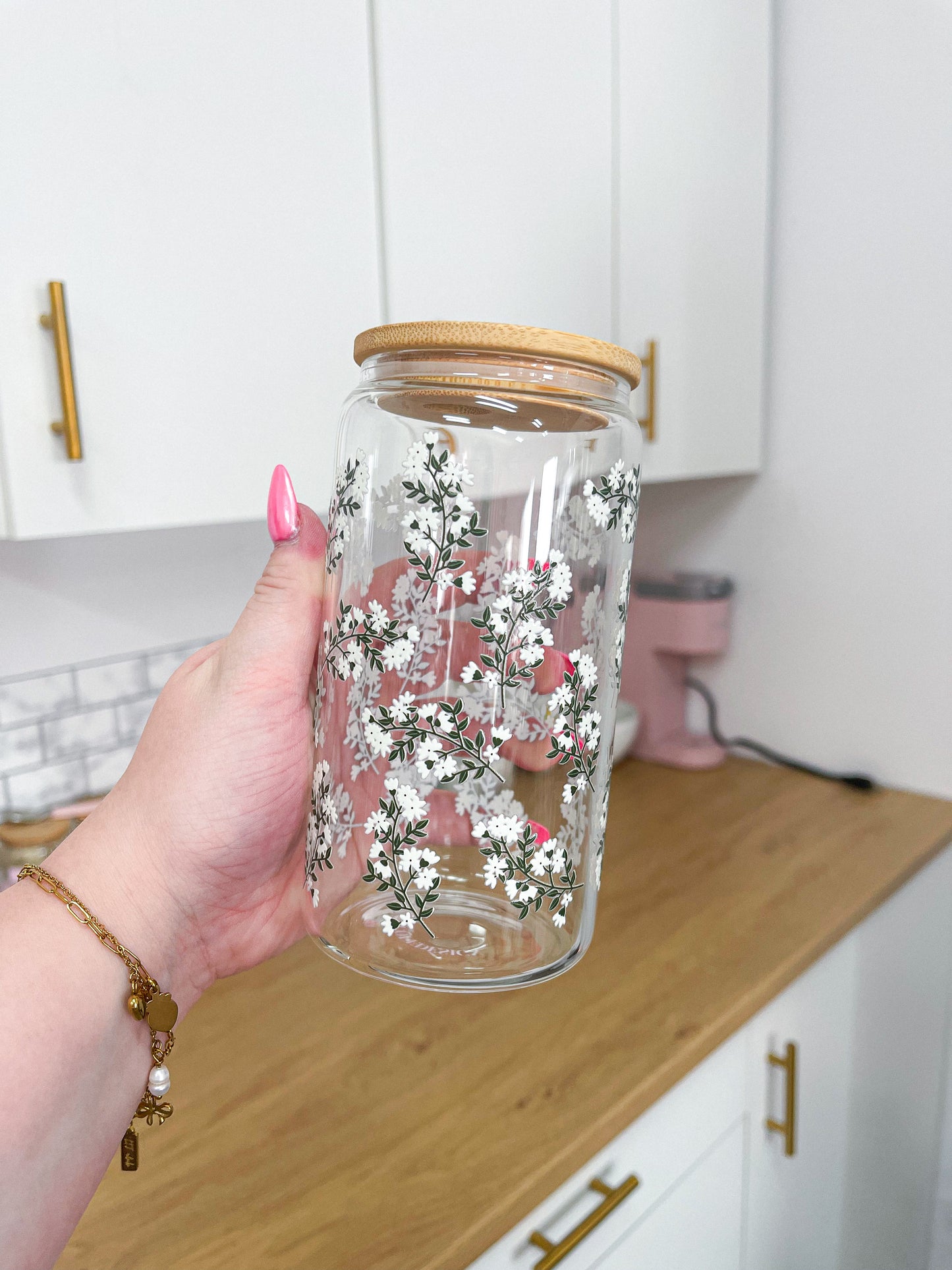 White Flower Bouquet | 16 oz | Lid &amp; Straw Included