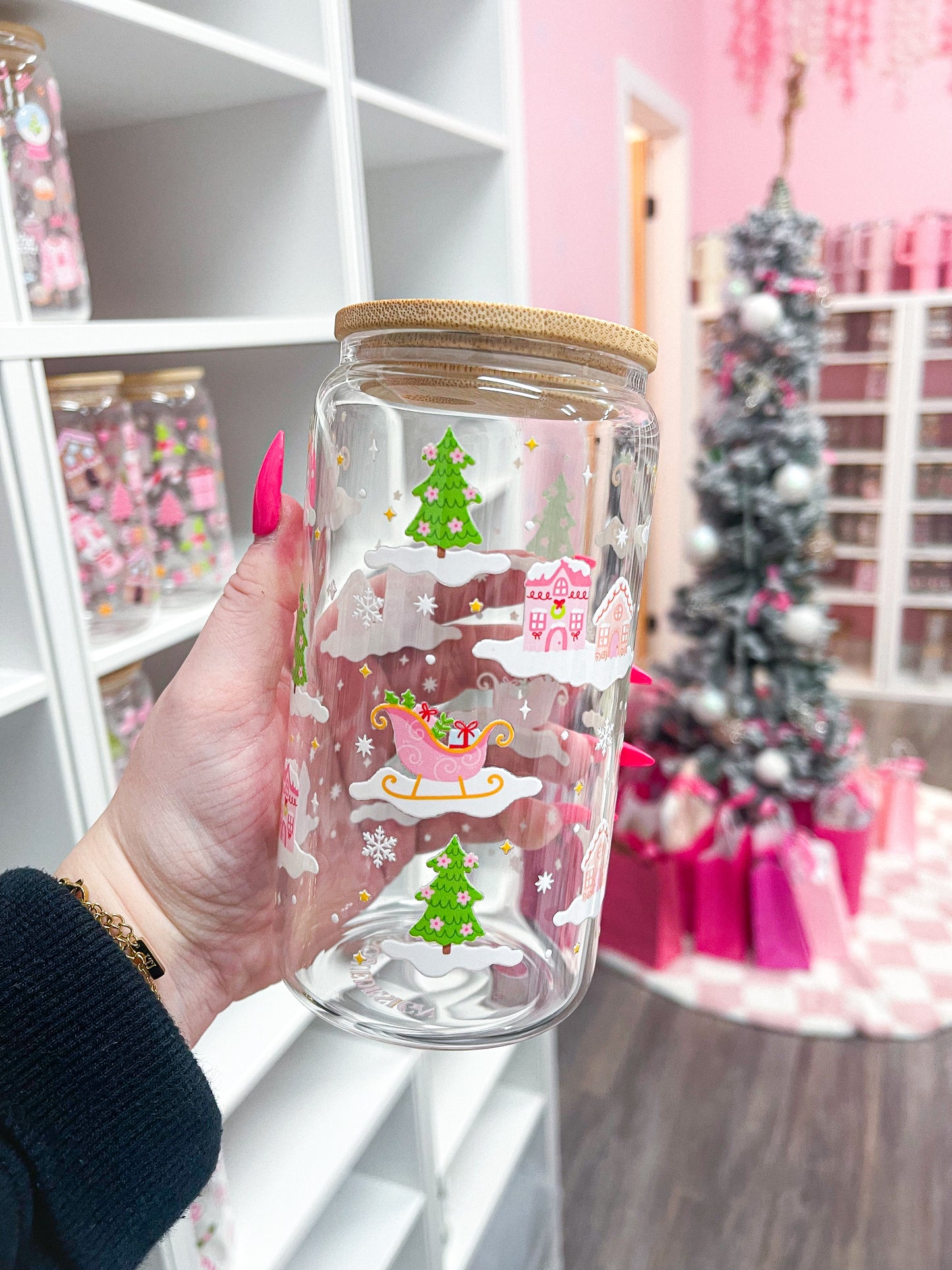 Verre 16 oz | Village sur neige | Collection noël | Couvercle & Paille Inclus