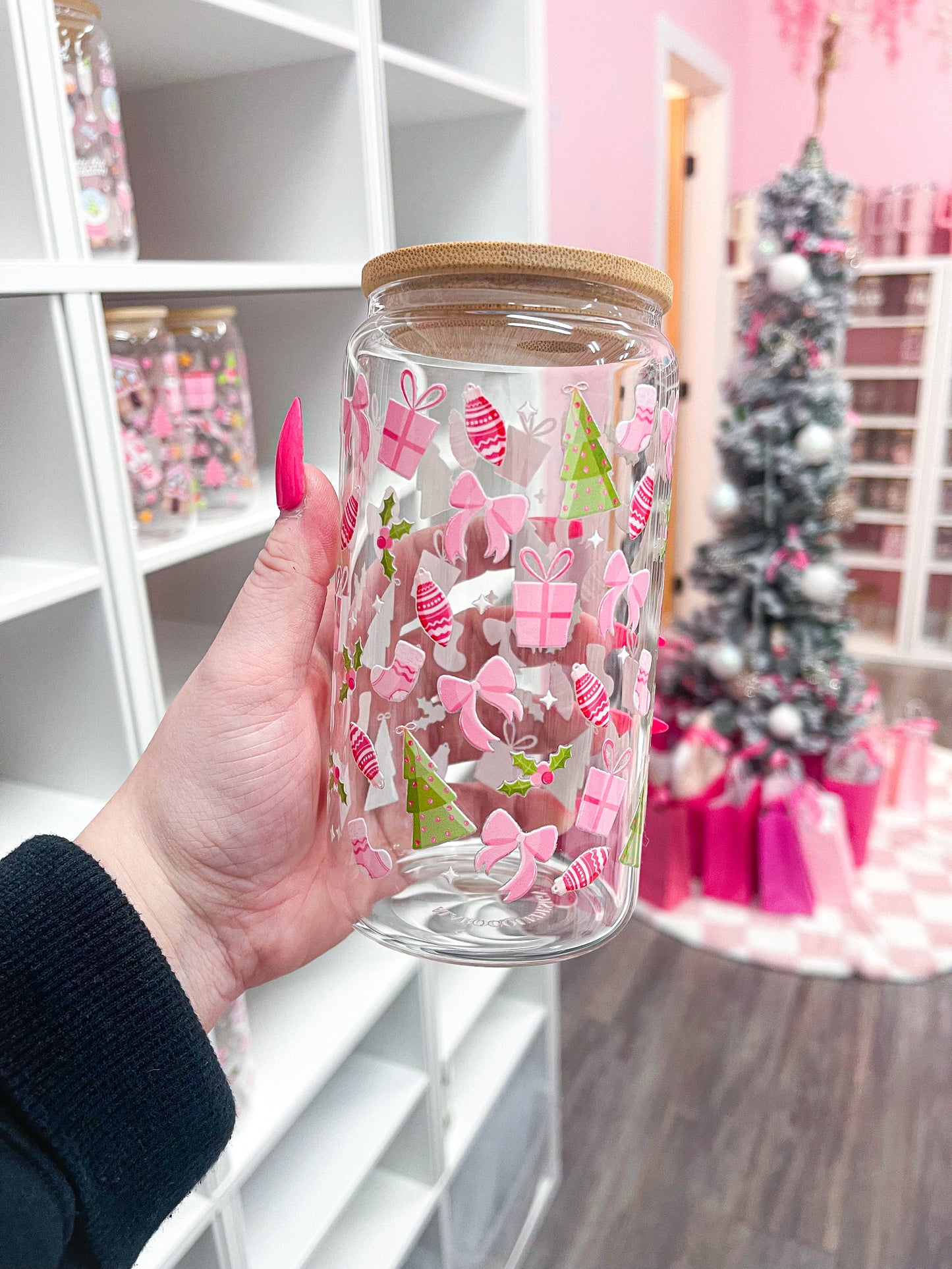 16 oz Glass | Pink and Green Christmas | Christmas Collection | Lid &amp; Straw Included