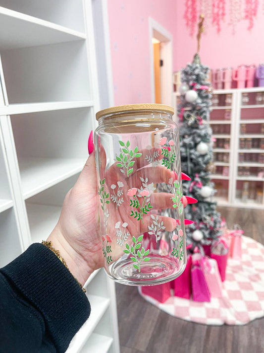 16 oz Glass | Green Flowers | Christmas Collection | Lid &amp; Straw Included